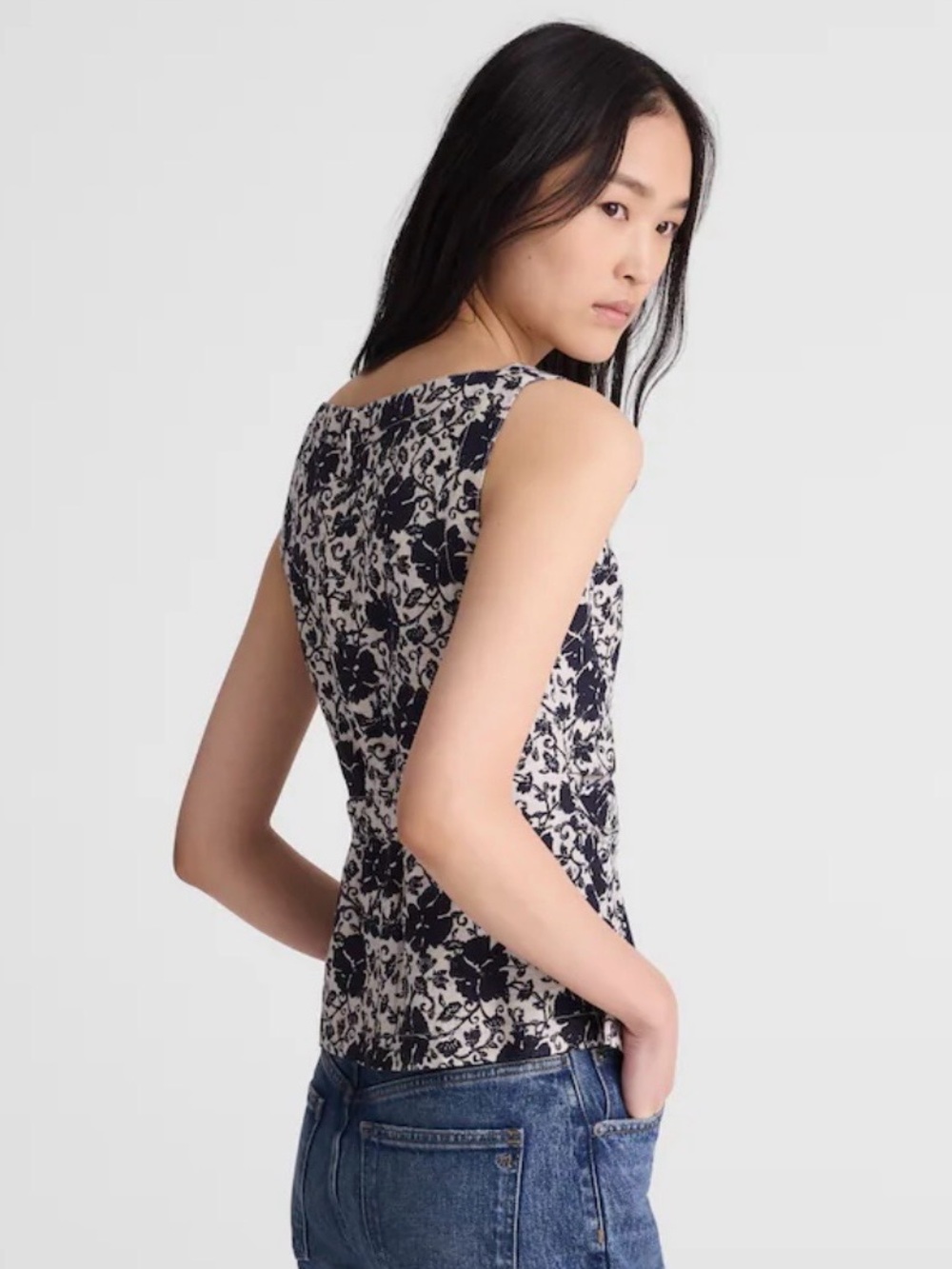 Madewell Cinched Boatneck sleeveless Linen Top - Picture 6 of 8